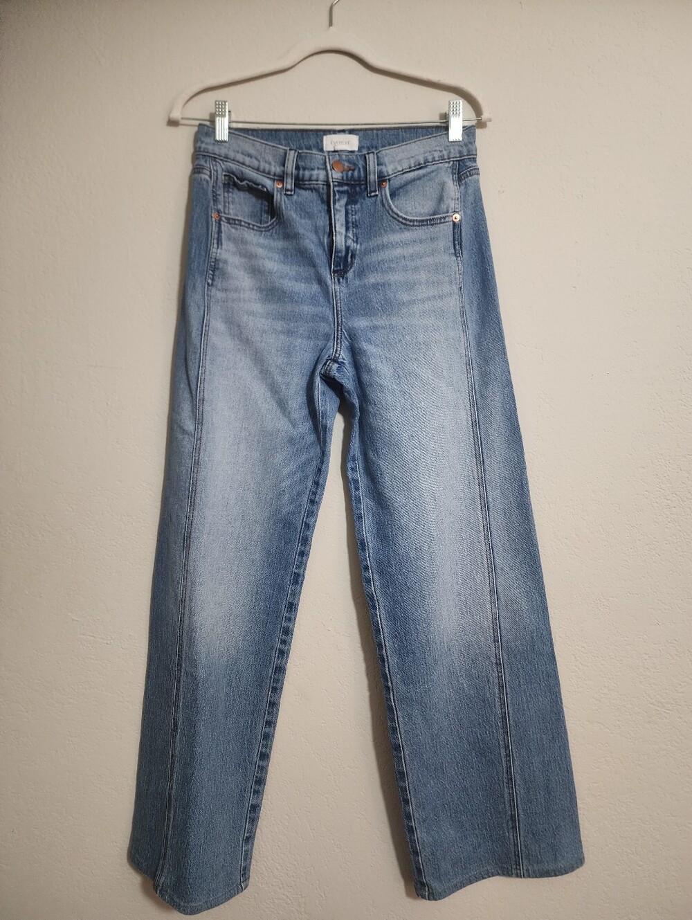 Evereve Light Wash Wide-Leg Jeans